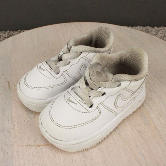 Title: Nike Air Force 1 Toddler 4C White Leather Low Sneakers Classic Casual - Picture 5 of 11
